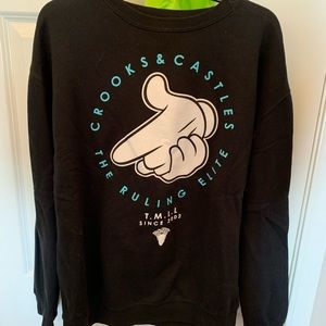 Crooks and castle crew neck